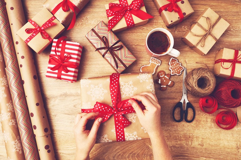 Learn How to Make the Perfect Care Package for Your Loved Ones This Holiday Season